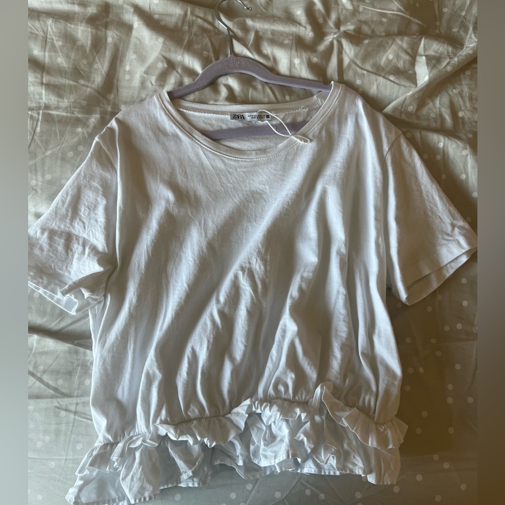ZARA WHITE RUFFLE BLOUSE